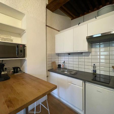 Studio Vieille Ville 브장송 외부 사진